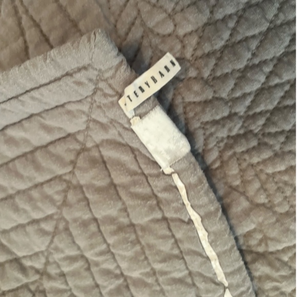 Pottery Barn Hanna Cotton/Linen Quilt • Full/Queen - Picture 3 of 6